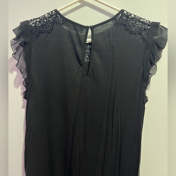NWT Ann Taylor Loft Black Short Sleeve Blouse With Ruffle & Lace Detailing - Picture 5 of 7